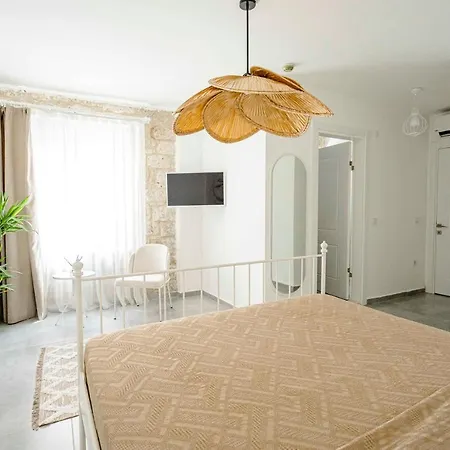 Otel Voger Köyiçi *