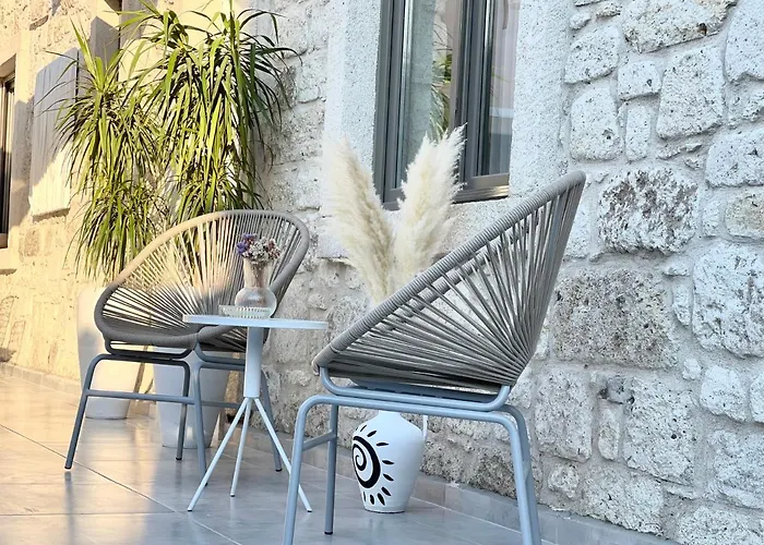 Hotel Voger Koeyici *