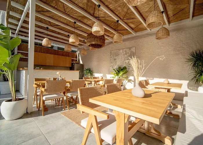 Voger Koeyici Hotel *