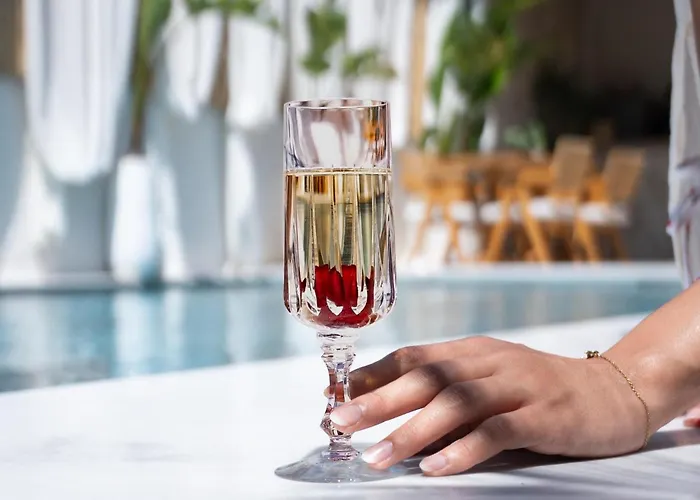 Hotel Voger Koeyici *