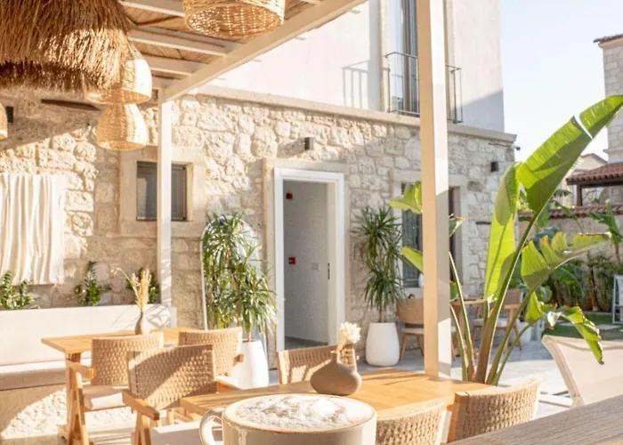 Voger Koeyici Hotel Alaçatı